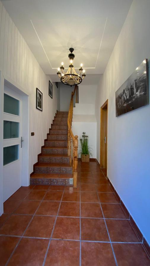 Casa Flores Del Mediterraneo Badalona Exterior photo
